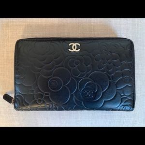 Jumbo Chanel Zip Wallet Caviar 100% authentic